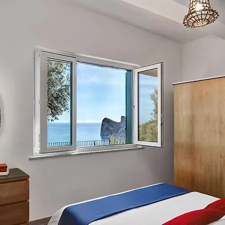 Sirenuse Sleeps 6 Air Con Apartamento
